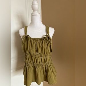 Universal Thread Top